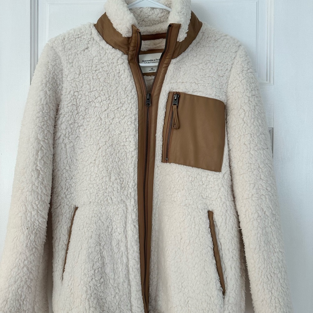 Abercrombie Cream and Tan Sherpa Jacket